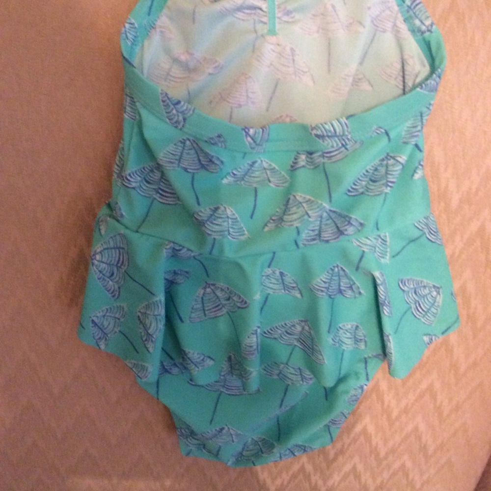 Old Navy swimsuit - Picture 3 of 4